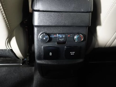 Used 2019 Ford Explorer Limited w/ Ford Safe & Smart Package FWD image 34