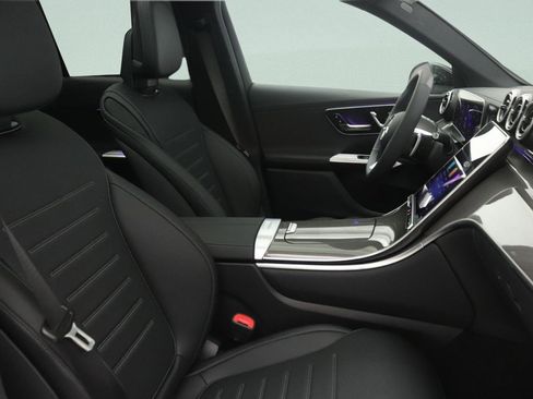 New 2026 Mercedes-Benz GLC 300 image 7