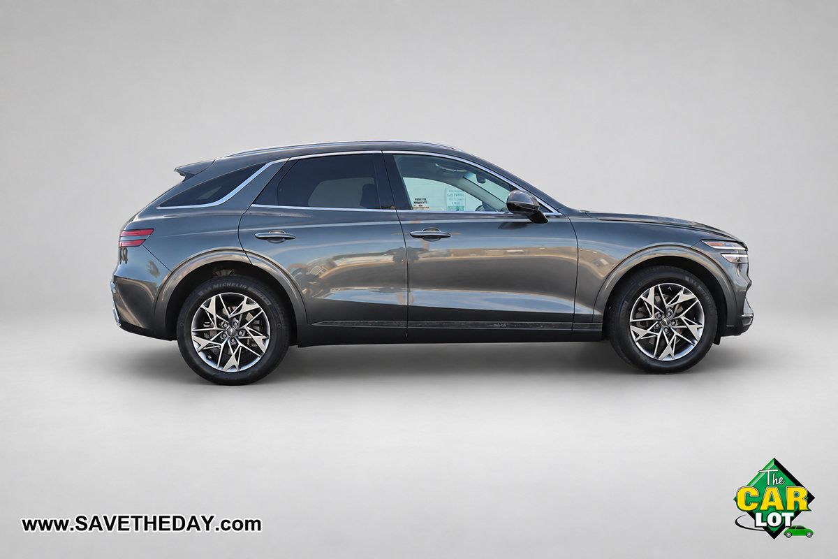Used 2022 Genesis GV70 2.5T w/ Select Package AWD/4WD image 9