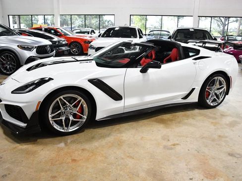 Used 2019 Chevrolet Corvette ZR1 RWD image 52