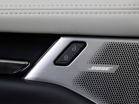 New 2025 MAZDA MAZDA3 2.5 Turbo Sedan w/Premium Plus image 15