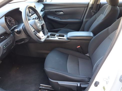 Used 2024 Nissan Sentra SV FWD image 15