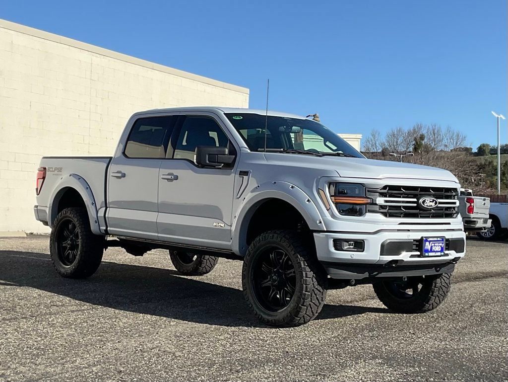 New 2025 Ford F150 XLT w/ Equipment Group 303A High AWD/4WD image 9