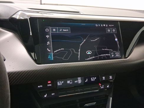 Used 2022 Audi e-tron GT Premium Plus w/ Performance Package image 24