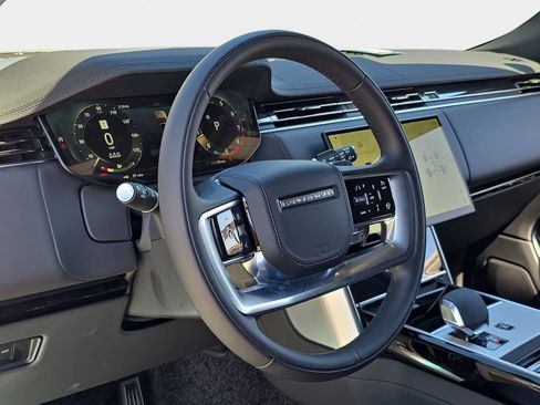 New 2026 Land Rover Range Rover SE AWD/4WD image 18