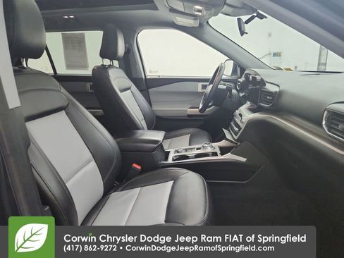 Used 2022 Ford Explorer XLT w/ Equipment Group 202A image 33