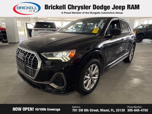 Used 2023 Audi Q3 2.0T Premium image 2