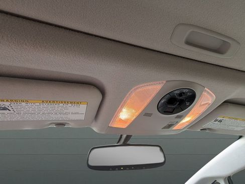 Used 2012 Toyota Prius Four w/ Deluxe Solar Roof Pkg FWD image 22