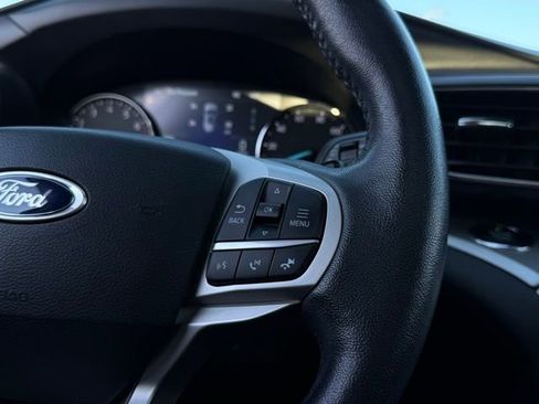 Certified 2020 Ford Explorer XLT w/ Equipment Group 202A image 8