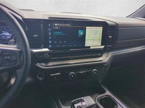 Used 2025 Chevrolet Silverado 1500 ZR2 AWD/4WD image 10