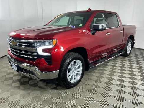 Used 2023 Chevrolet Silverado 1500 LTZ AWD/4WD image 4