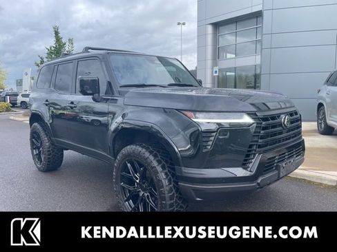 Used 2024 Lexus GX 550 w/ Cold Area Package AWD/4WD image 1