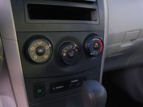 Used 2009 Toyota Corolla LE image 20