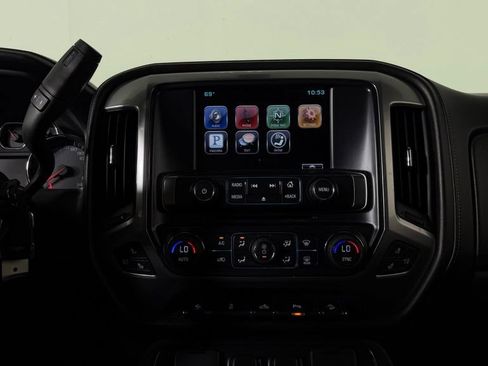 Used 2015 Chevrolet Silverado 1500 LTZ Z71 w/ LTZ Plus Package AWD/4WD image 18