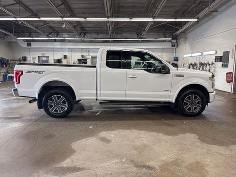 Used 2016 Ford F150 XLT w/ Equipment Group 302A Luxury image 7