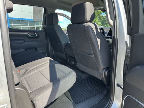 Certified 2026 Chevrolet Silverado 1500 LT AWD/4WD image 24