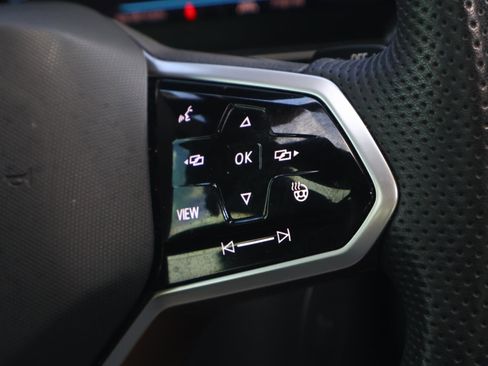 Used 2025 Volkswagen Jetta GLI Autobahn image 23