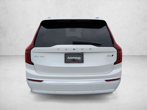 New 2026 Volvo XC90 B5 Plus w/ Protection Package AWD/4WD image 7