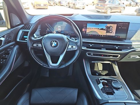 Used 2024 BMW X5 xDrive40i image 8