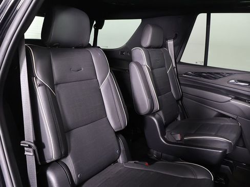 Used 2023 Cadillac Escalade Sport AWD/4WD image 38
