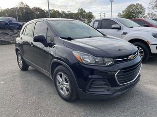 Used 2020 Chevrolet Trax LS video 1
