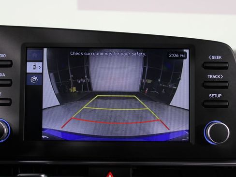 Certified 2025 Hyundai Elantra Sport image 27