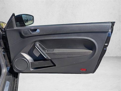 Used 2016 Volkswagen Beetle 1.8T image 23