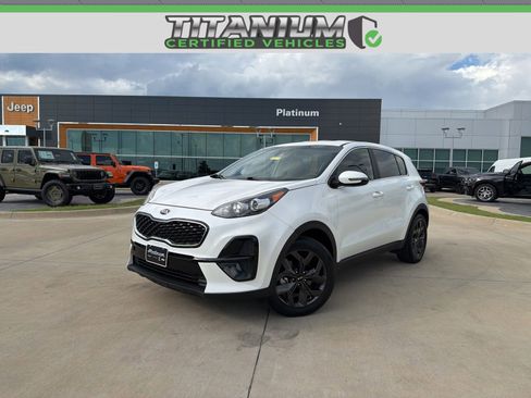 Used 2022 Kia Sportage LX w/ LX FWD Value Edition Package image 1