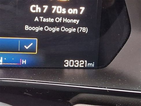 Used 2024 Chevrolet Colorado ZR2 w/ Safety Package image 21