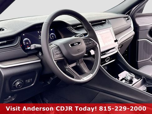 New 2026 Jeep Grand Cherokee Limited AWD/4WD image 4