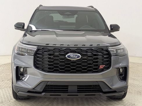 New 2026 Ford Explorer ST w/ Sun And Sound Package image 6