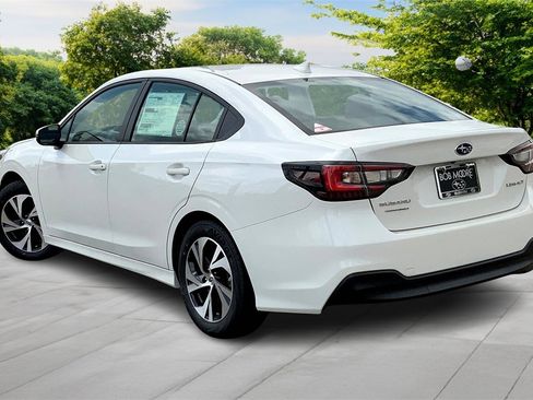 Used 2025 Subaru Legacy Premium image 3