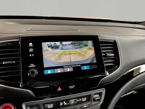 Used 2019 Honda Pilot Elite image 14
