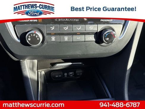 Used 2017 Kia Optima LX image 17