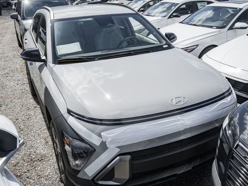 New 2026 Hyundai Kona SEL Sport image 1