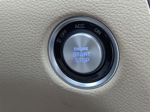 Used 2019 Genesis G80 3.8 image 31