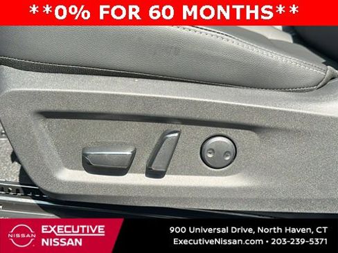 New 2025 Nissan Murano SV image 11