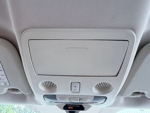 Used 2021 Ford EcoSport SE w/ SE Convenience Package FWD image 16