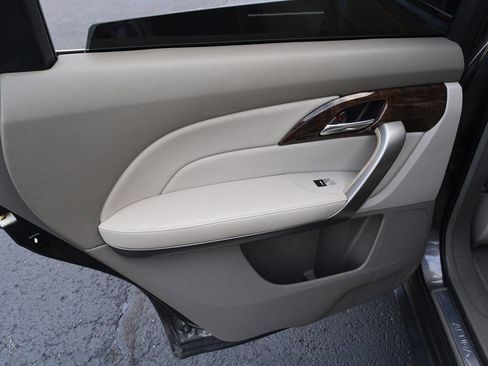 Used 2011 Acura MDX w/ Technology Package image 12