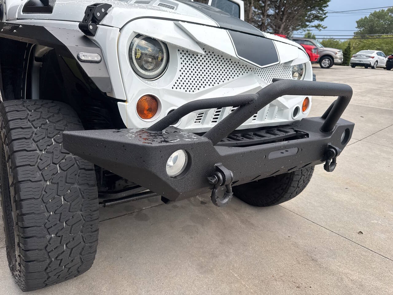 Used 2013 Jeep Wrangler Unlimited Sahara AWD/4WD image 27