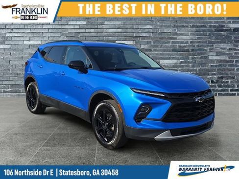 Used 2024 Chevrolet Blazer LT w/ Convenience Package FWD image 8