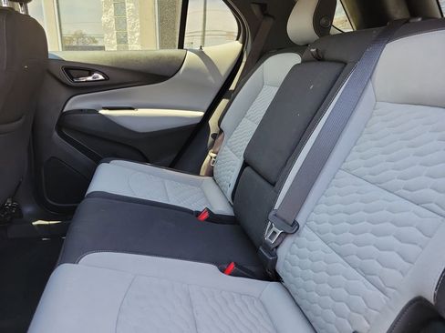 Used 2018 Chevrolet Equinox LT AWD/4WD image 10