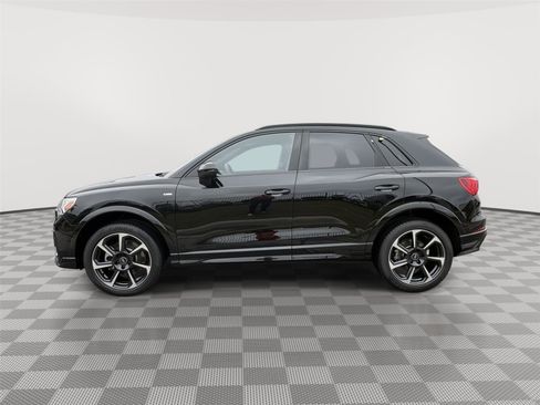 Certified 2025 Audi Q3 2.0T Premium Plus w/ Premium Plus Package AWD/4WD image 2