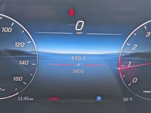 Used 2026 Mercedes-Benz GLC 300 image 11