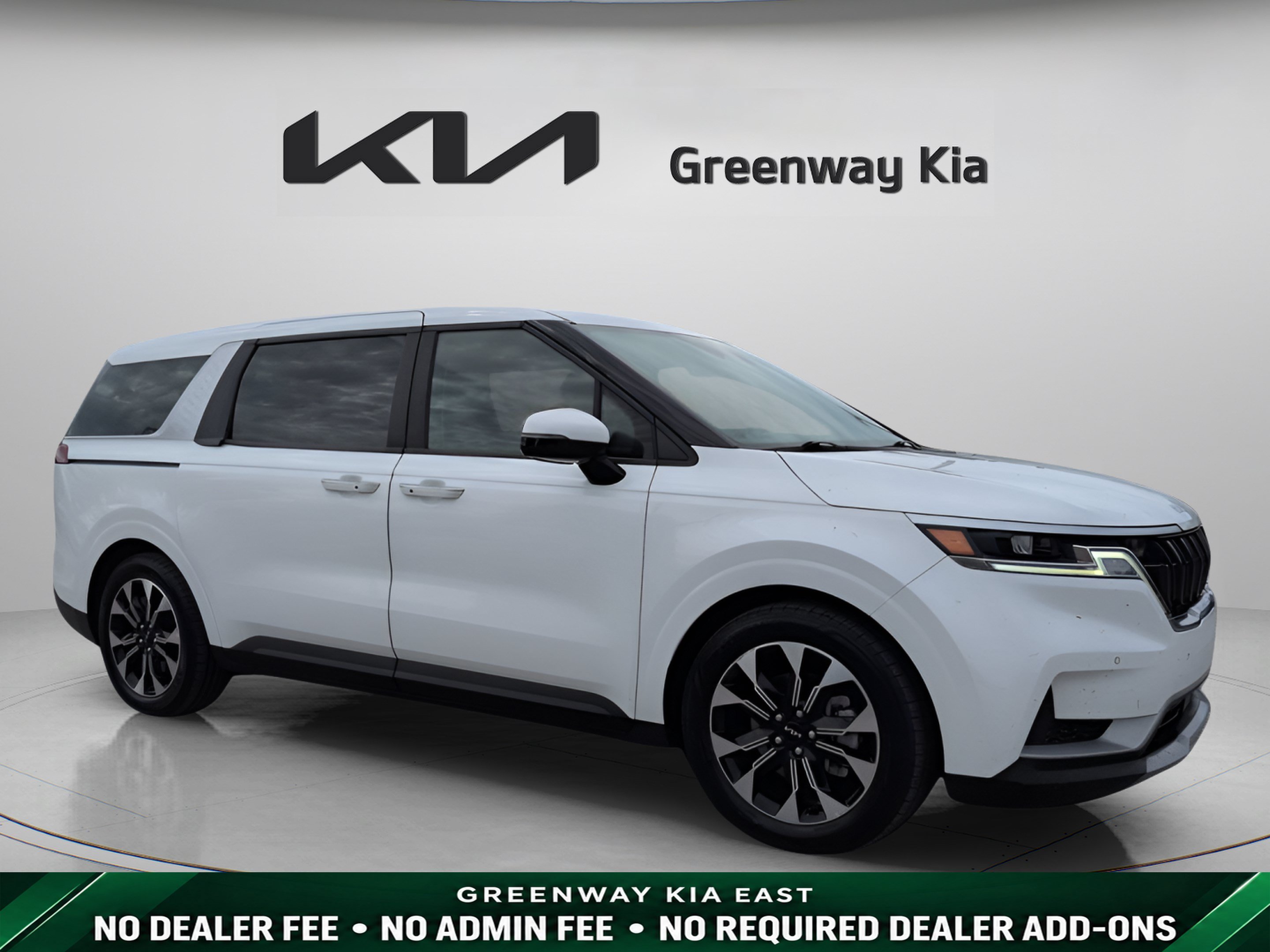 Certified 2023 Kia Carnival EX FWD image 1