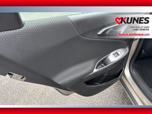 Used 2025 Chevrolet Malibu LT FWD image 17