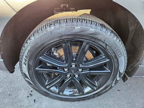 Used 2023 Ford Edge ST-Line w/ Class II Trailer Tow Package image 11