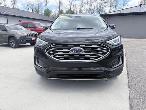 Used 2019 Ford Edge SEL w/ Equipment Group 201A FWD image 2