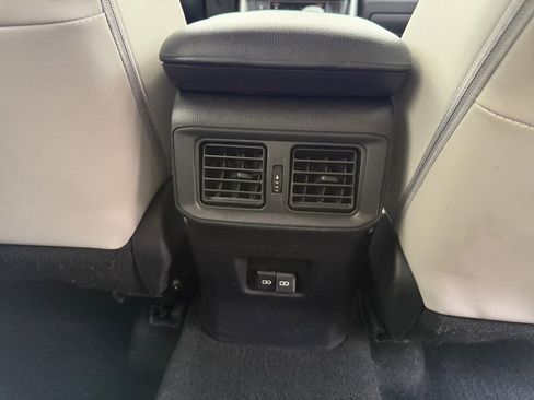 Used 2024 Toyota RAV4 Limited image 22