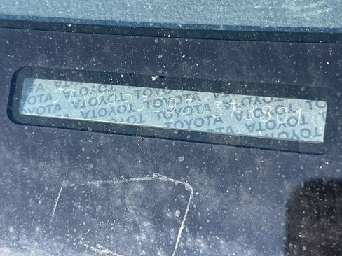 Used 2018 Toyota Corolla iM w/ Carpet Mat Package (TMS) FWD image 23